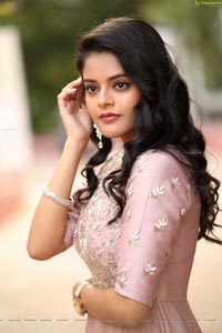 Riddhi Kumar Photoshoot