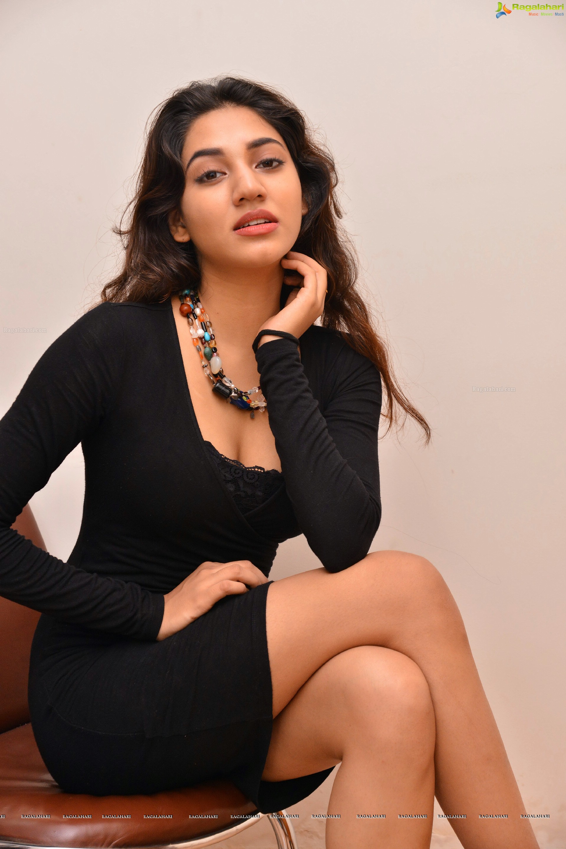 Sonakshi Singh Rawat at Naa Love Story Interview (High Definition)