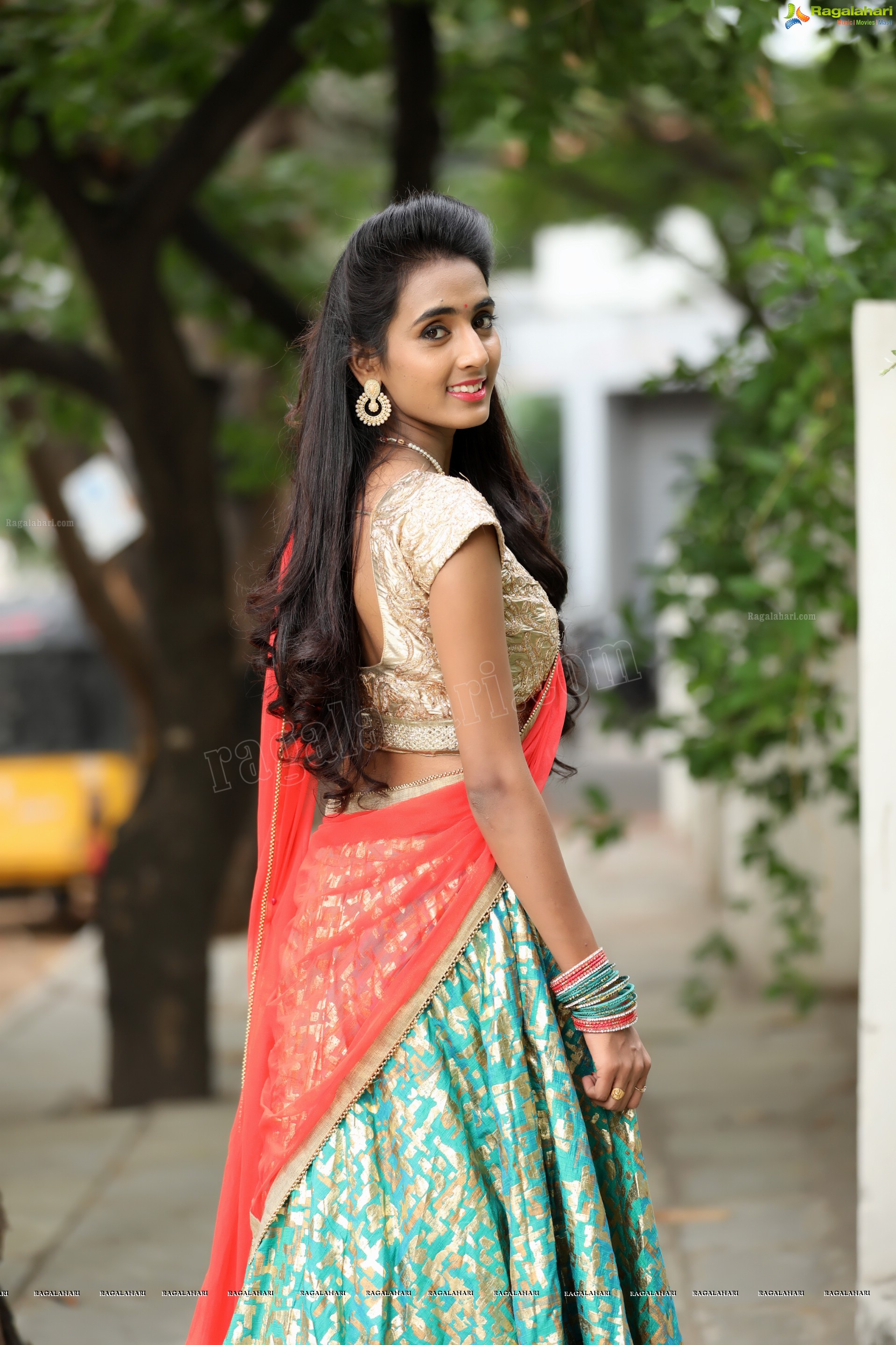 Parlli Bharathi (Exclusive) (High Definition Photos)