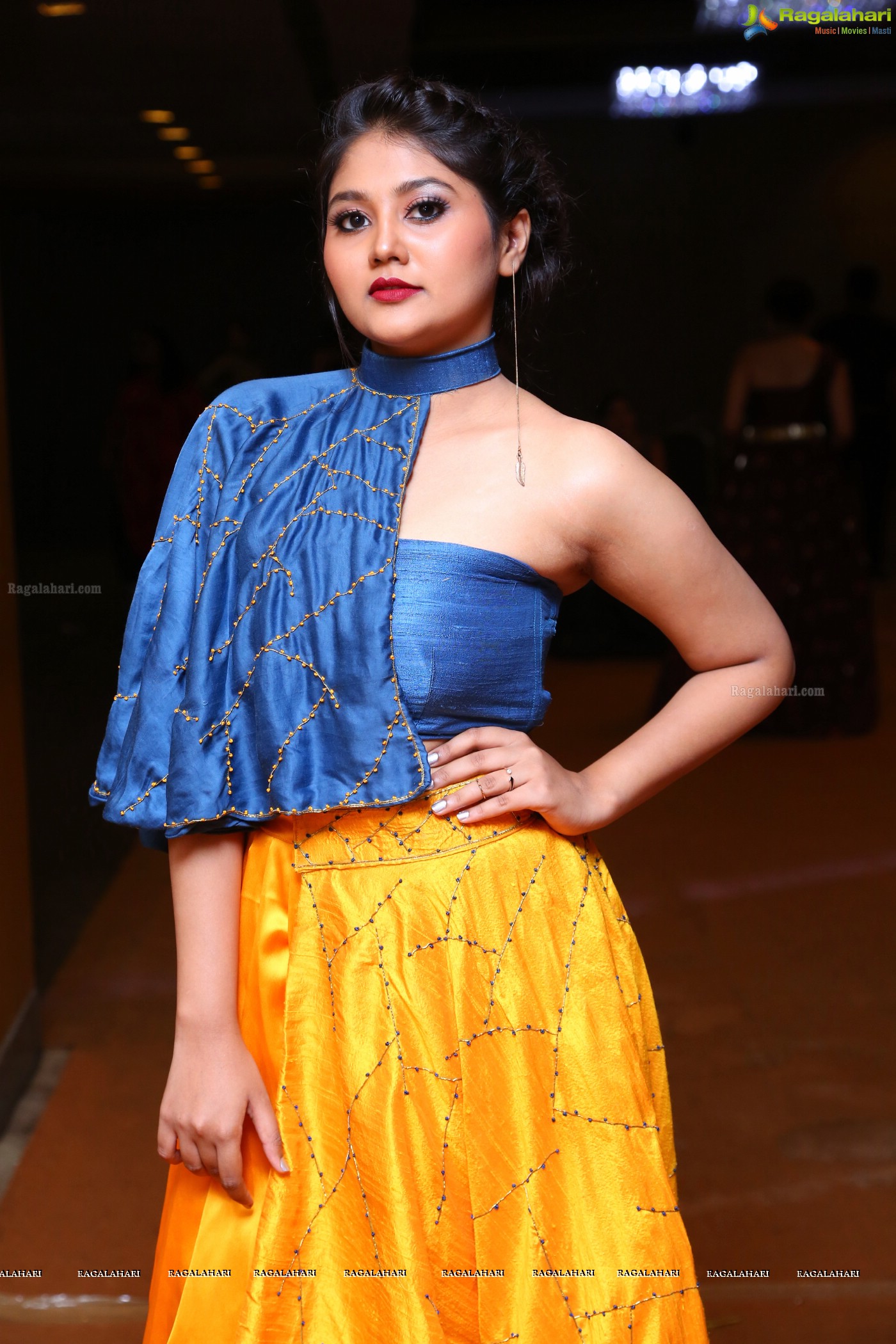 Shivani at IDI Annual Fashion Show (Posters)