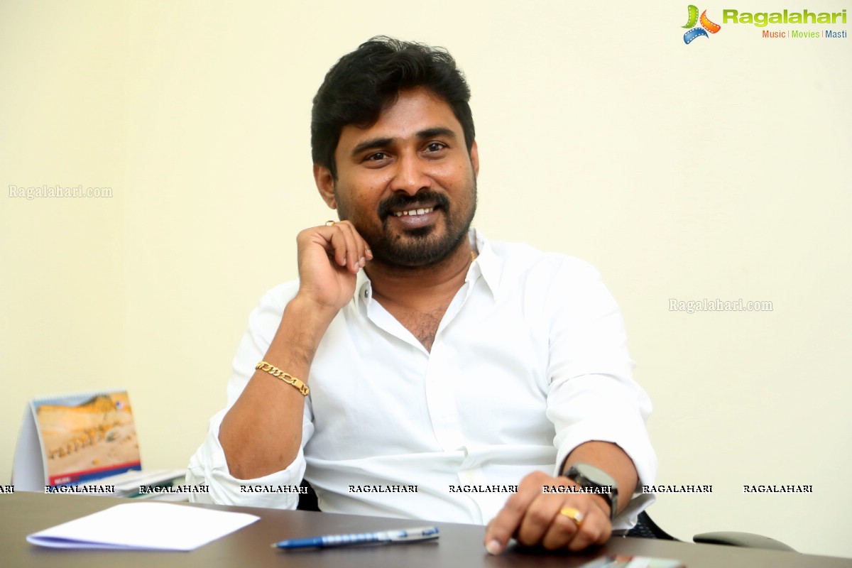 Hari at Abhimanyudu Interview