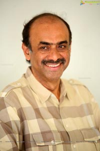 Suresh Babu Ee Nagaraniki Emaindi