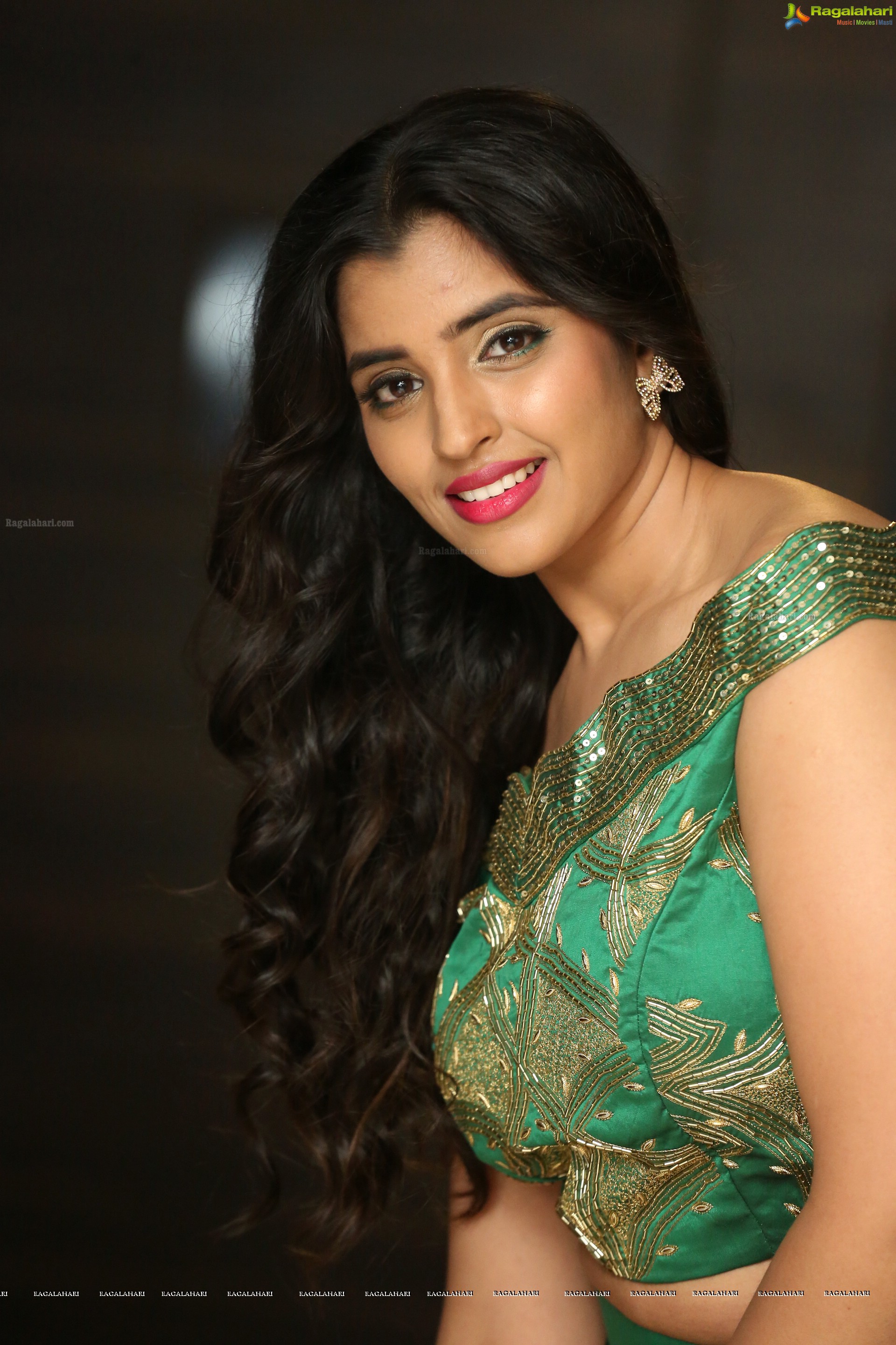 Shyamala at Rajdoot Pre-Release - HD Gallery