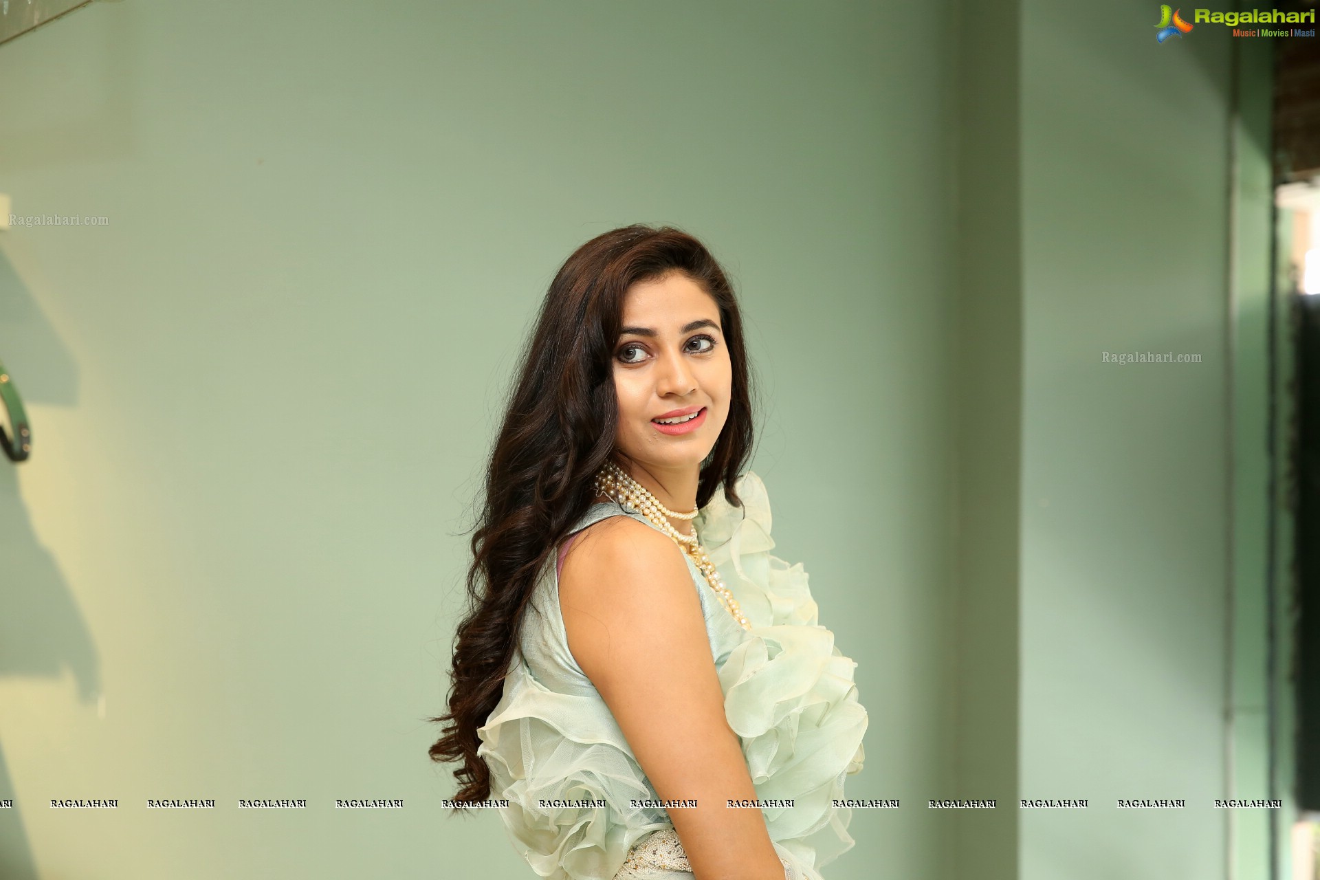 Andleeb Zaidi @ Kkashi Fashion House Launch - HD Gallery