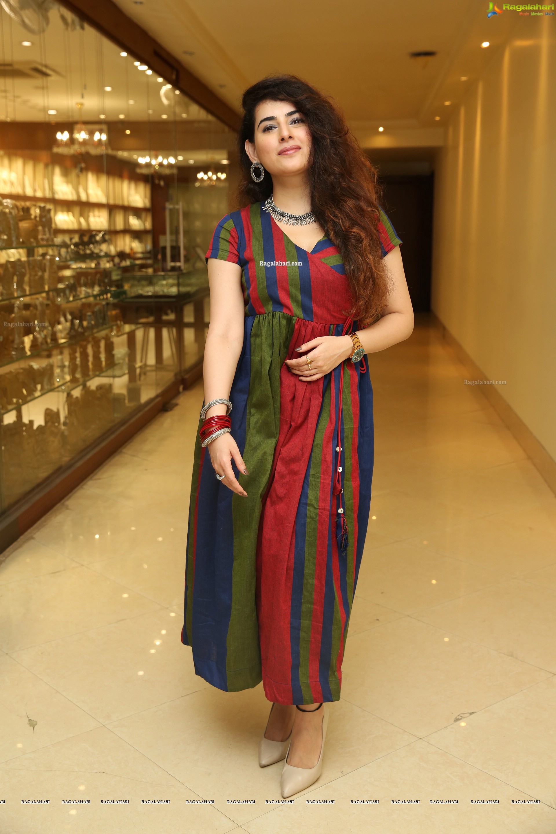 Archana Shastry @ D'sire Designer Exhibition - HD Gallery