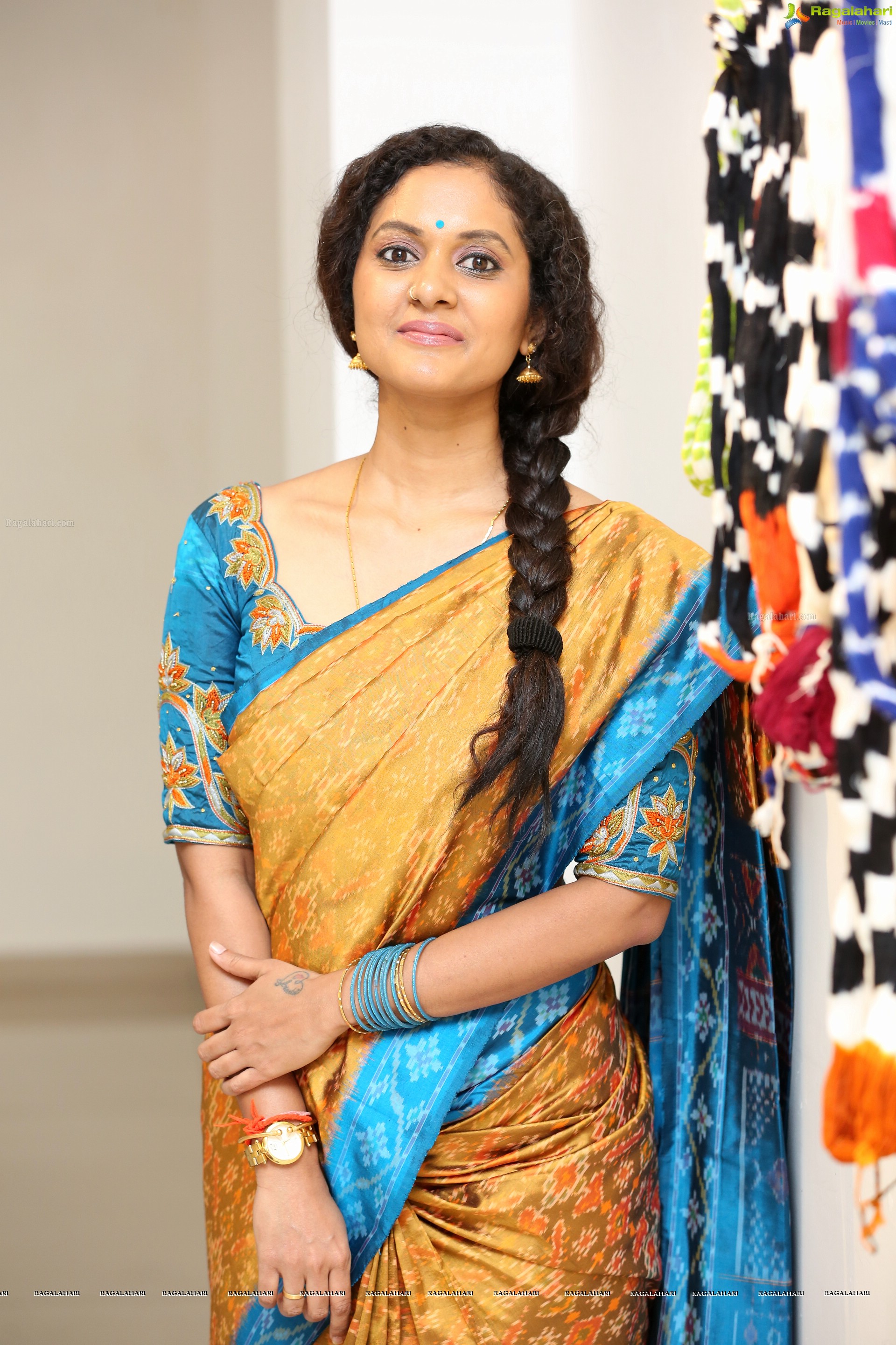 Nivita Manoj @ Mallesham Pre-Release Event at The Art Show - HD Gallery