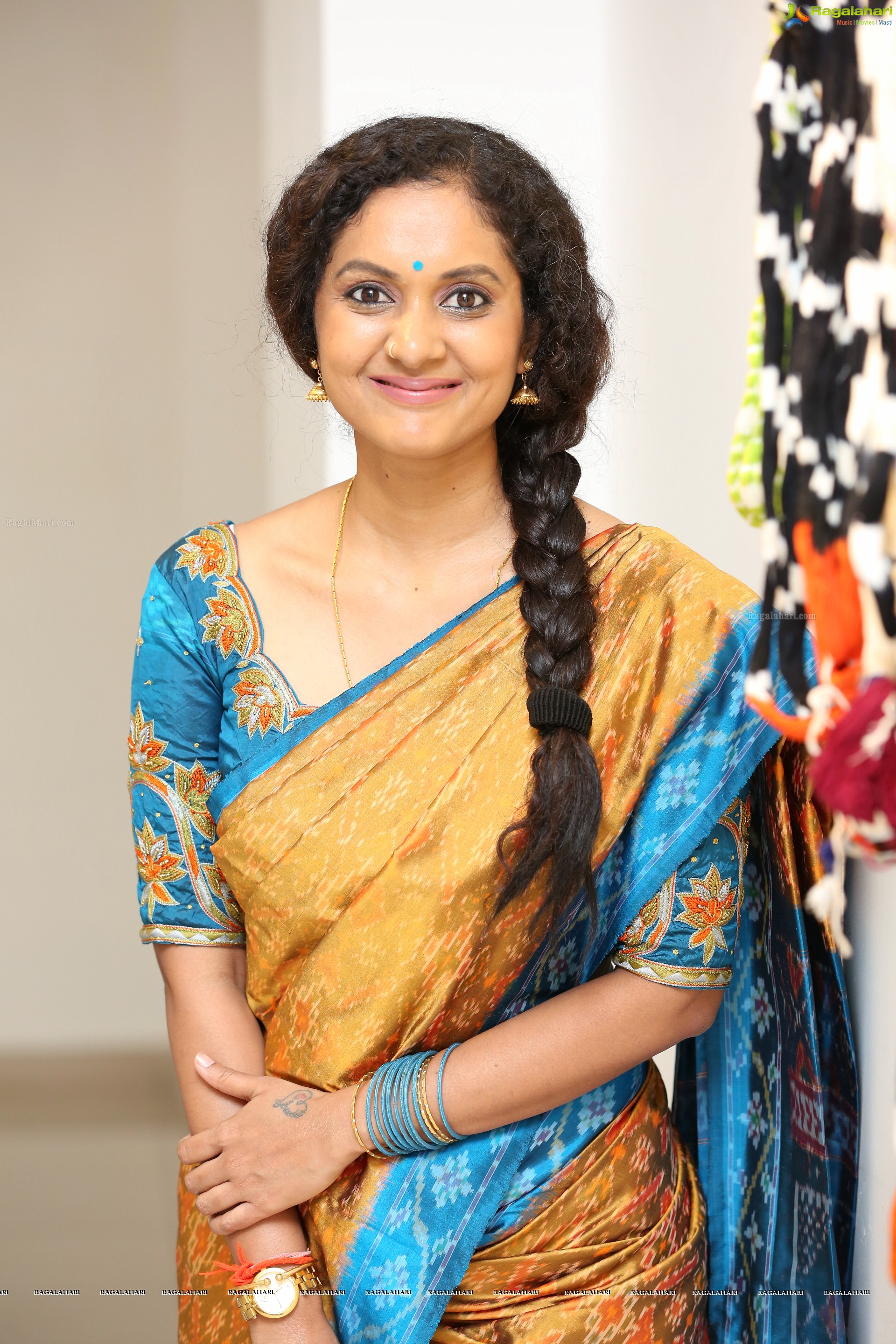 Nivita Manoj @ Mallesham Pre-Release Event at The Art Show - HD Gallery