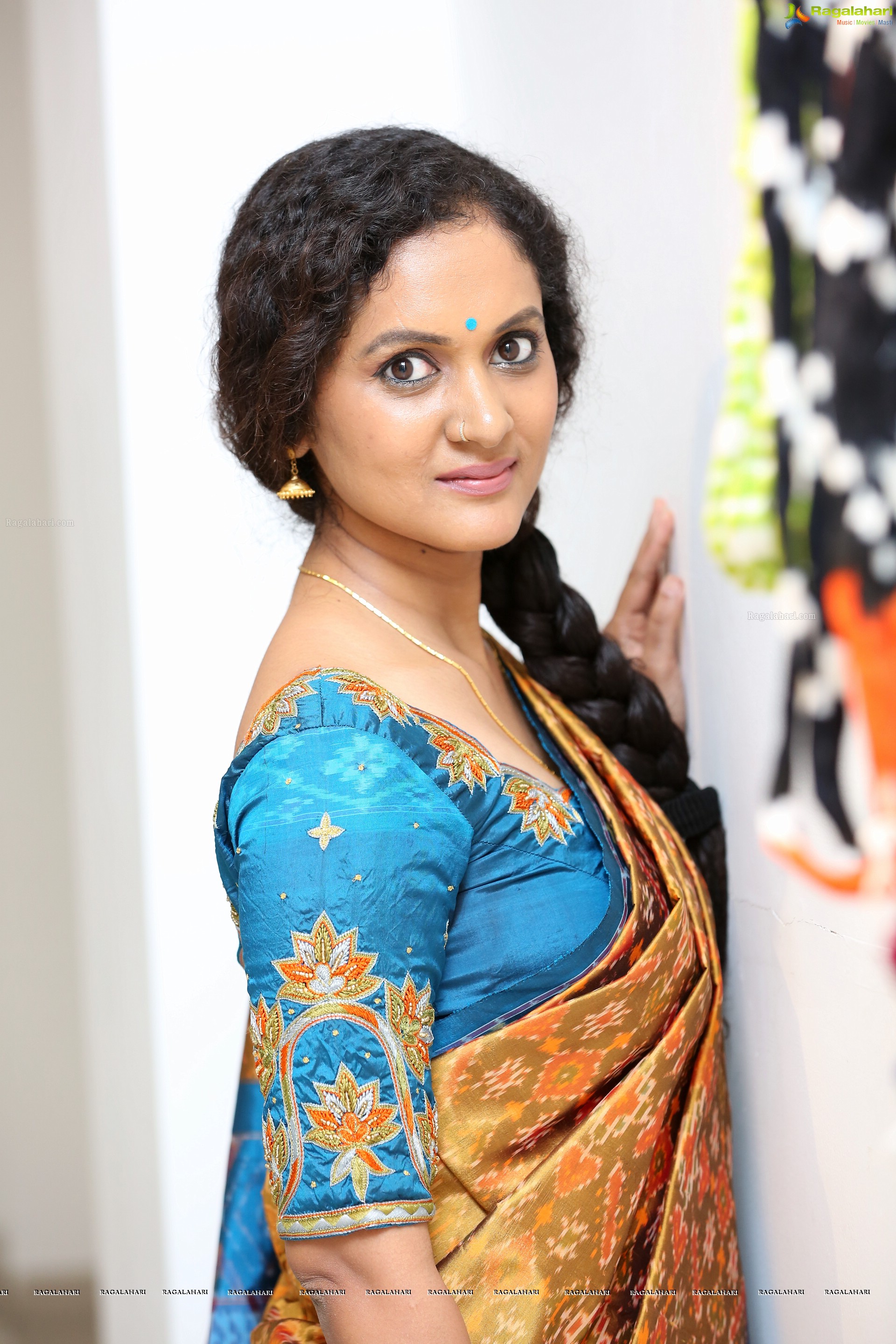 Nivita Manoj @ Mallesham Pre-Release Event at The Art Show - HD Gallery