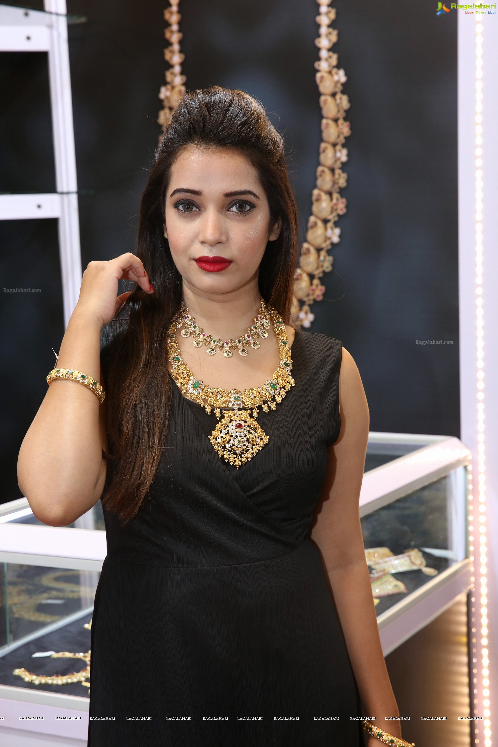 Rehana Parbin @ Hyderabad Jewellery, Pearl & Gem Fair  - HD Gallery