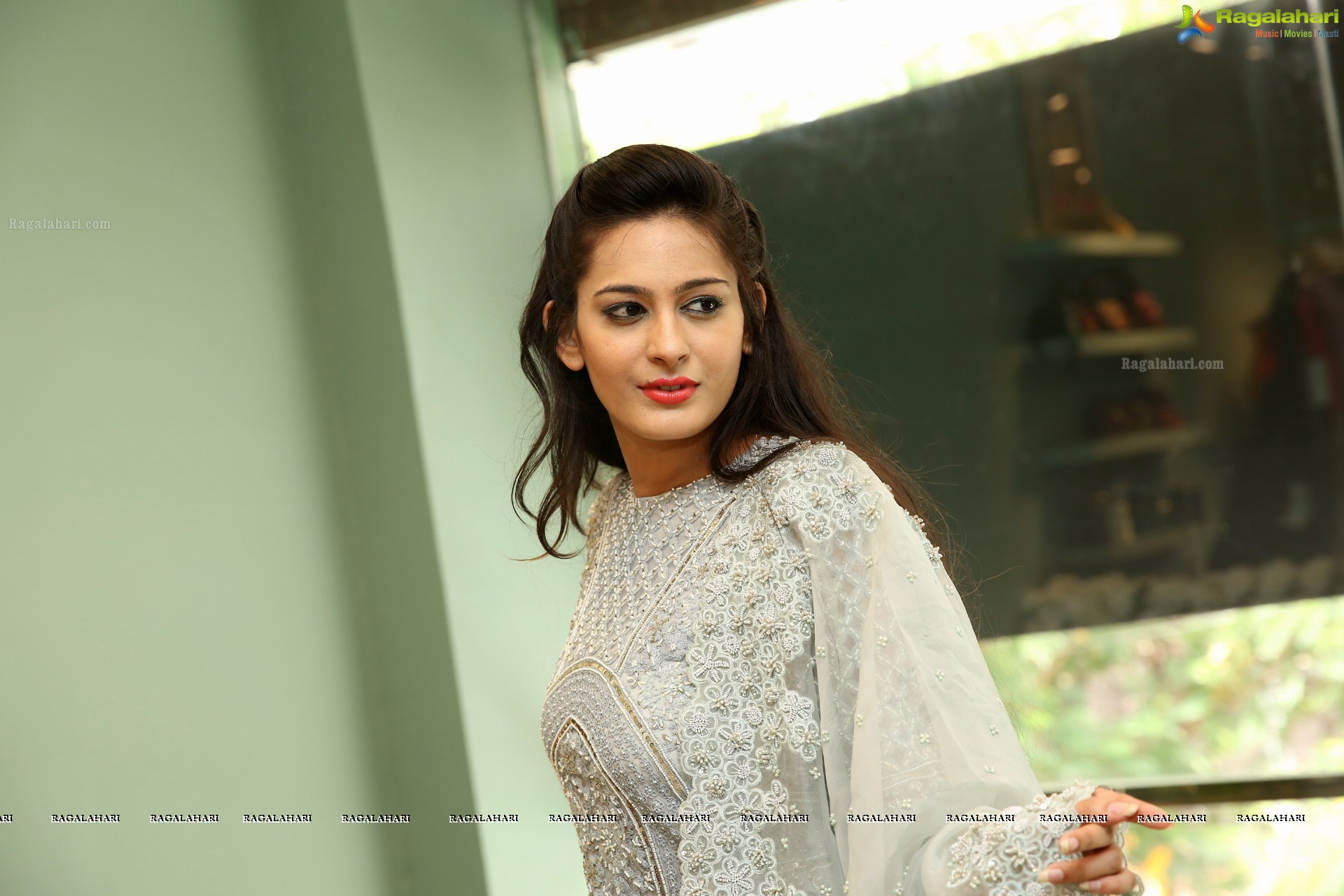 Swetha @ Kkashi Fashion House Launch - HD Gallery