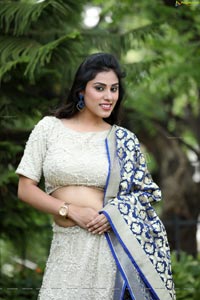 Barsha Bhuyan In Ivory Resham Lehenga