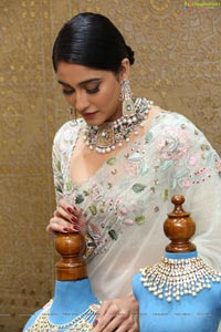 Regina Cassandra at Kalasha Jewels Signature Bridal Lounge