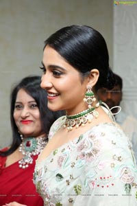 Regina Cassandra at Kalasha Jewels Signature Bridal Lounge