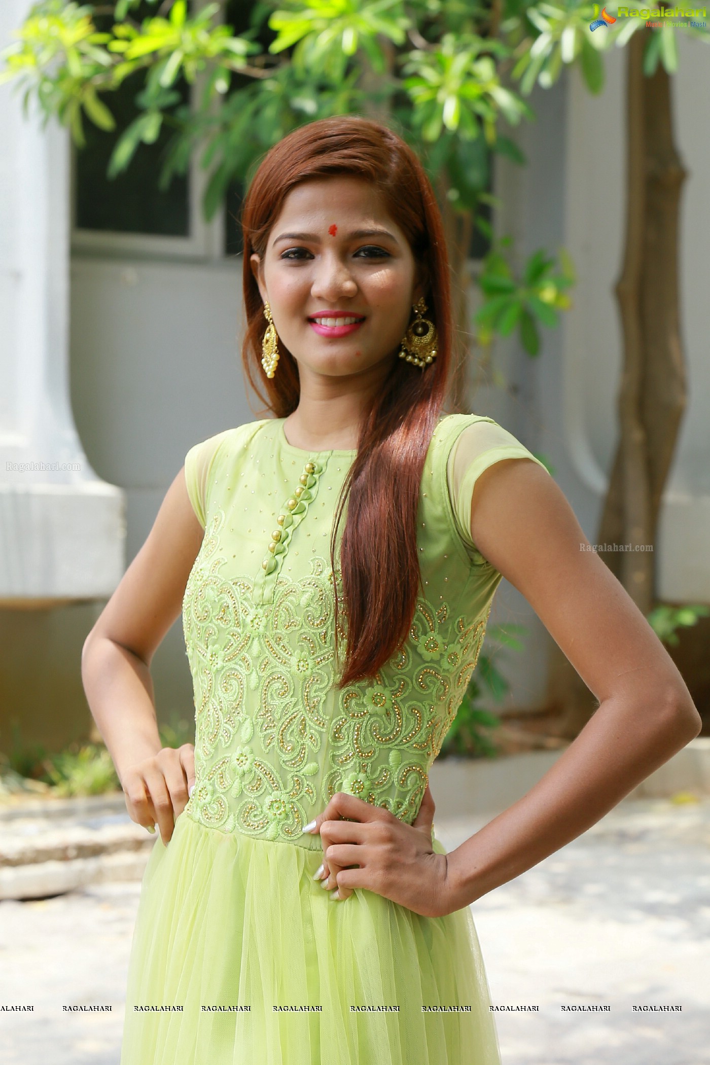 Sravani Nikki (Posters) at Arjuna Veta Movie Launch