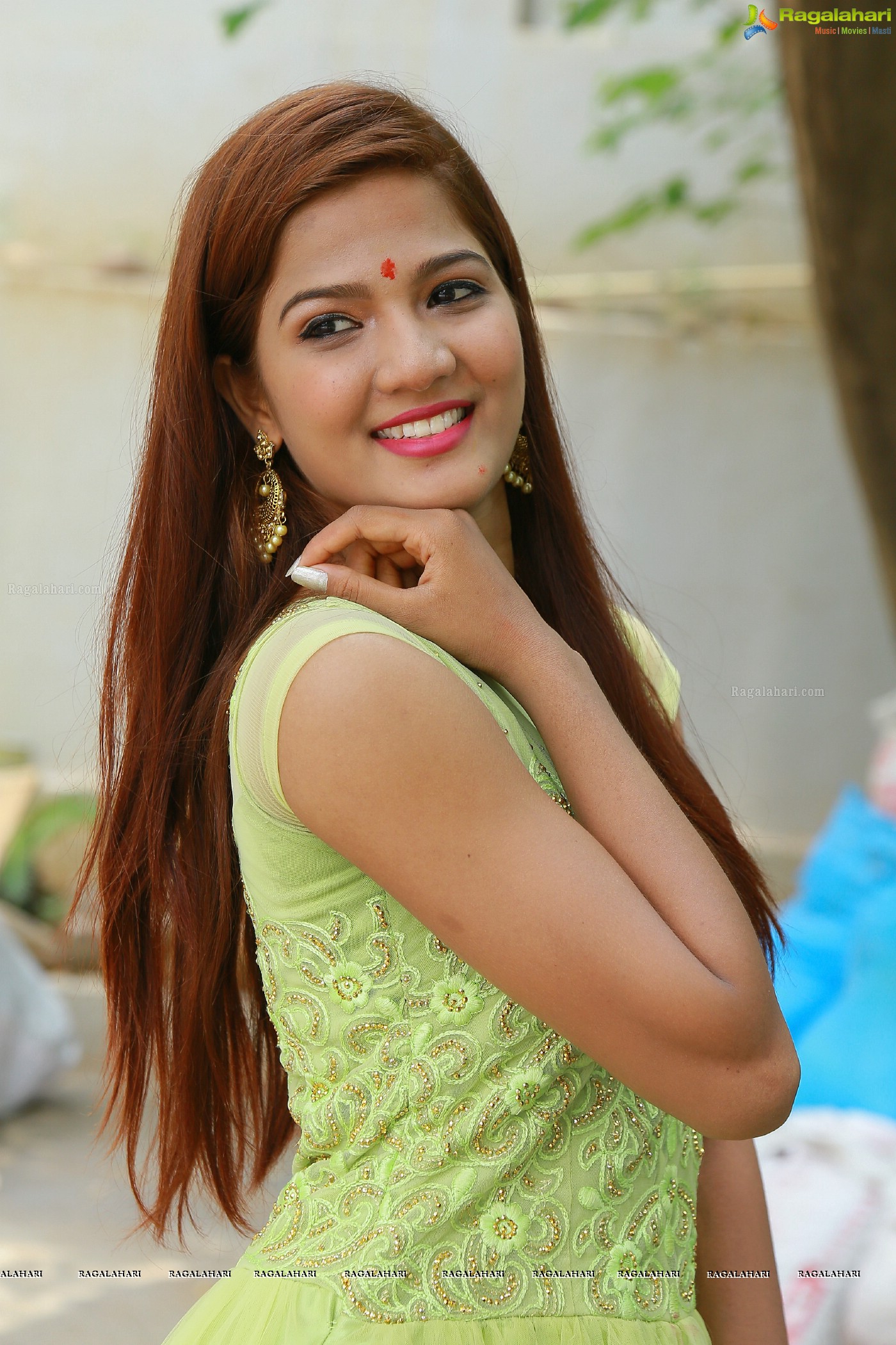 Sravani Nikki (Posters) at Arjuna Veta Movie Launch