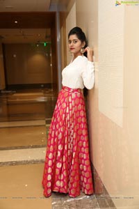 Swati Kashyap at Sutraa Exhibition Curtain Raiser