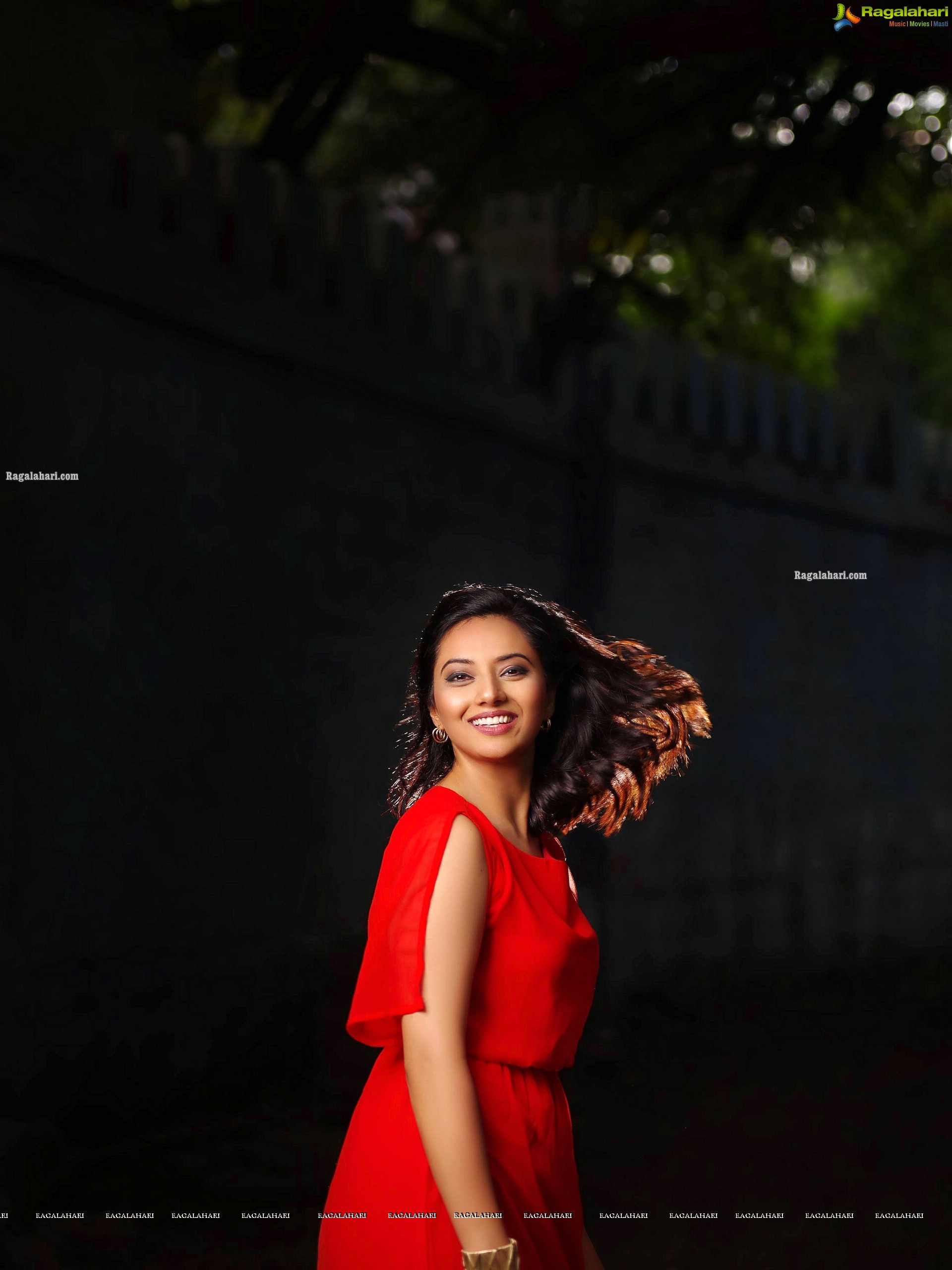 Isha Chawla Latest Photoshoot Images - HD Gallery