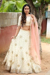 Sanjana Anne Off White Lehenga Choli