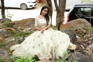 Sanjana Anne Off White Lehenga Choli