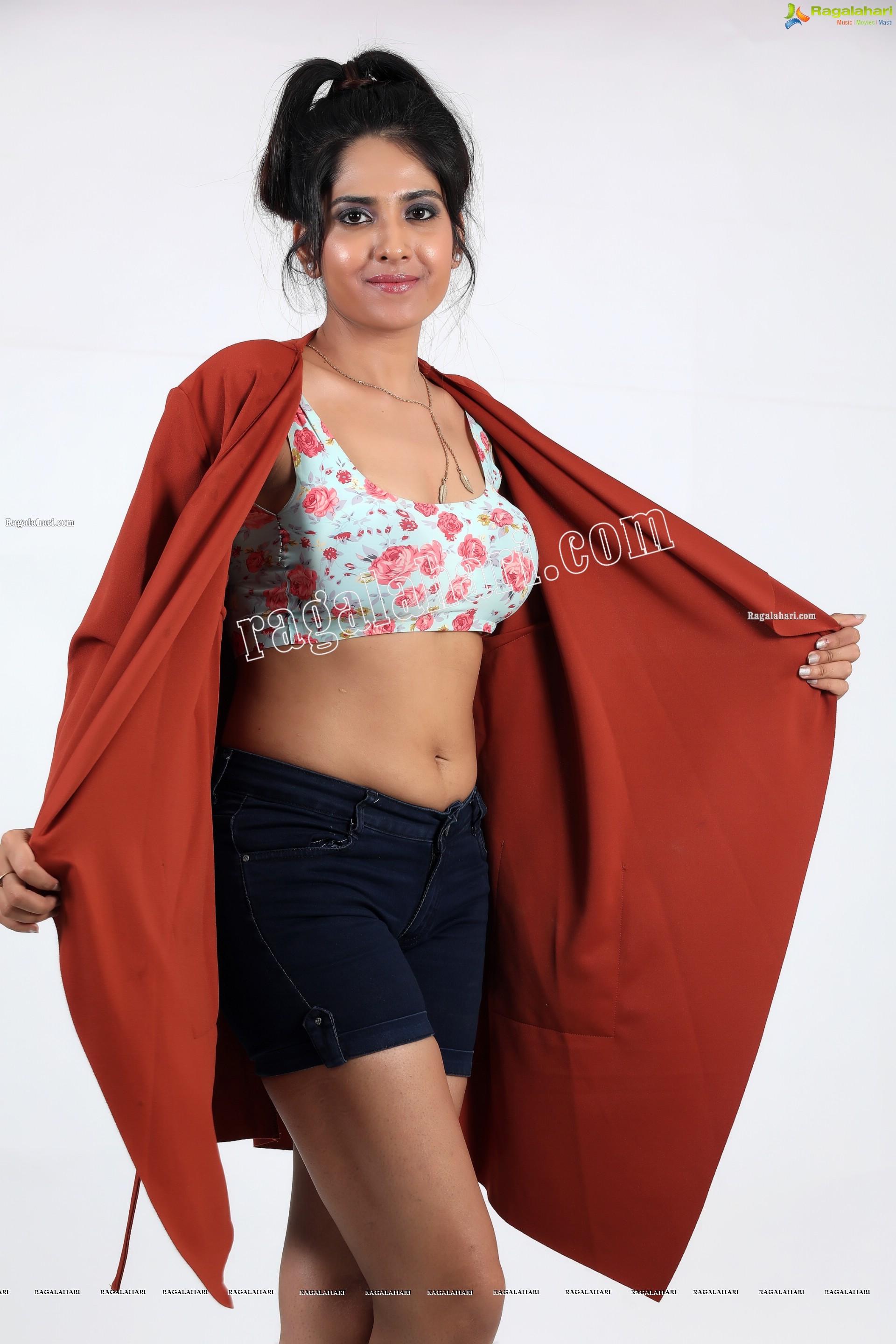 Simar Singh in Floral Crop Top and Denim Shorts Exclusive Photo Shoot
