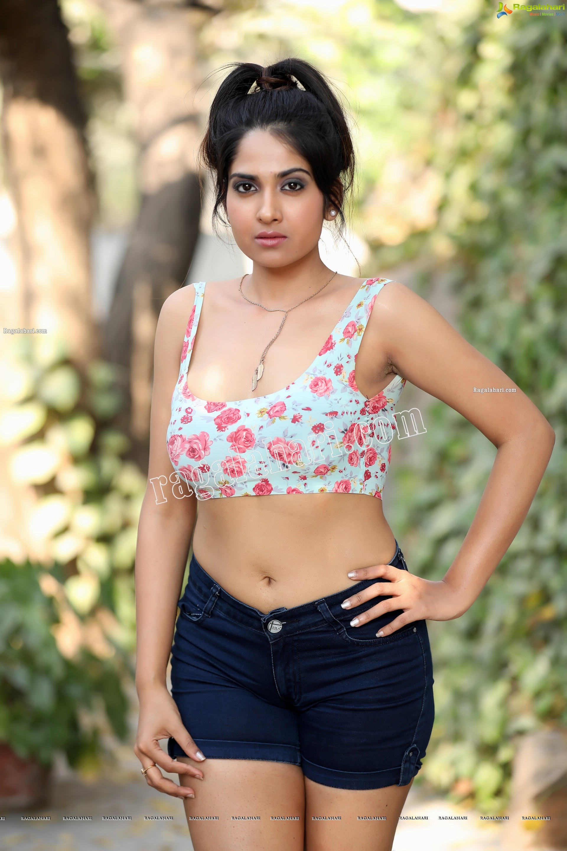 Simar Singh in Floral Crop Top and Denim Shorts Exclusive Photo Shoot