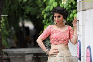 Viswa Sri Bandhavi in Pink and Champagne Ornate Lehenga