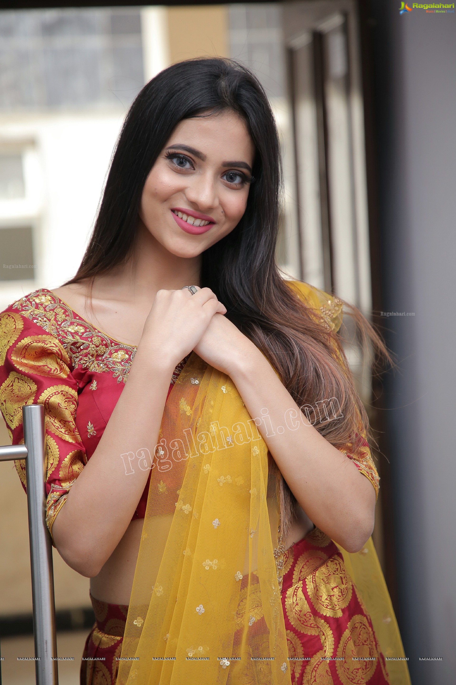 Dimple Thakur Showcases a Collection at Hi-Life Exhibition Curtain Raiser, HD Stills