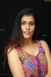 Chanchal Sharma in Ethnic Pattern Print Top and Jeans