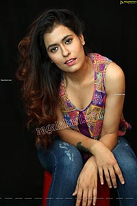 Chanchal Sharma in Ethnic Pattern Print Top and Jeans