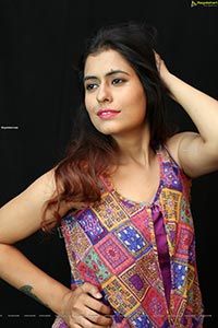 Chanchal Sharma in Ethnic Pattern Print Top and Jeans