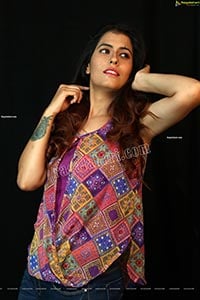 Chanchal Sharma in Ethnic Pattern Print Top and Jeans