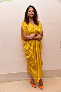 Anasuya Bharadwaj at Ari First Look Launch