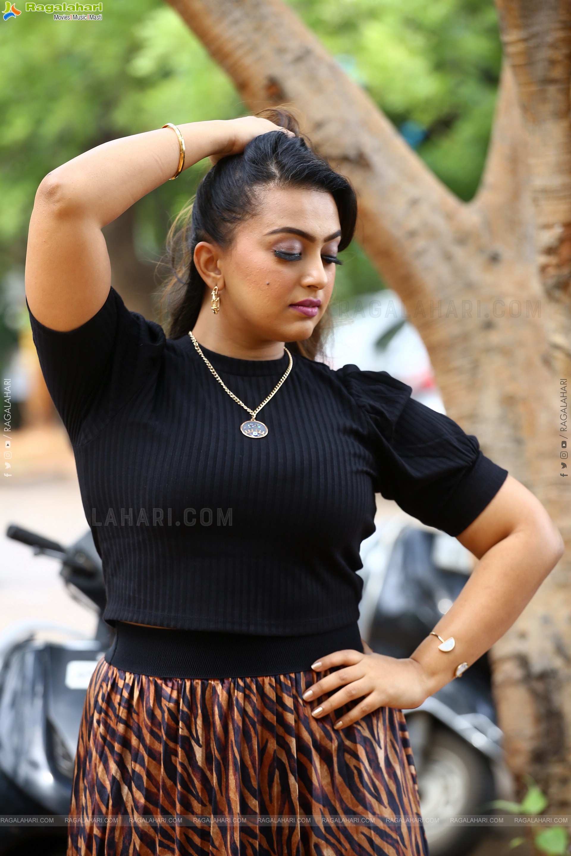 Ester Noronha Latest Photoshoot Stills, HD Photo Gallery