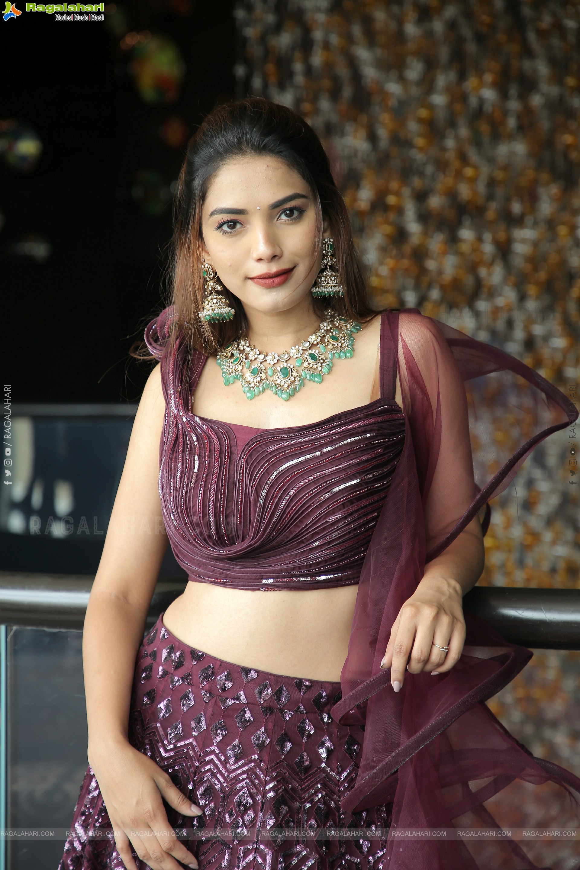 Harshini Balla Poses With Jewellery, HD Photo Gallery