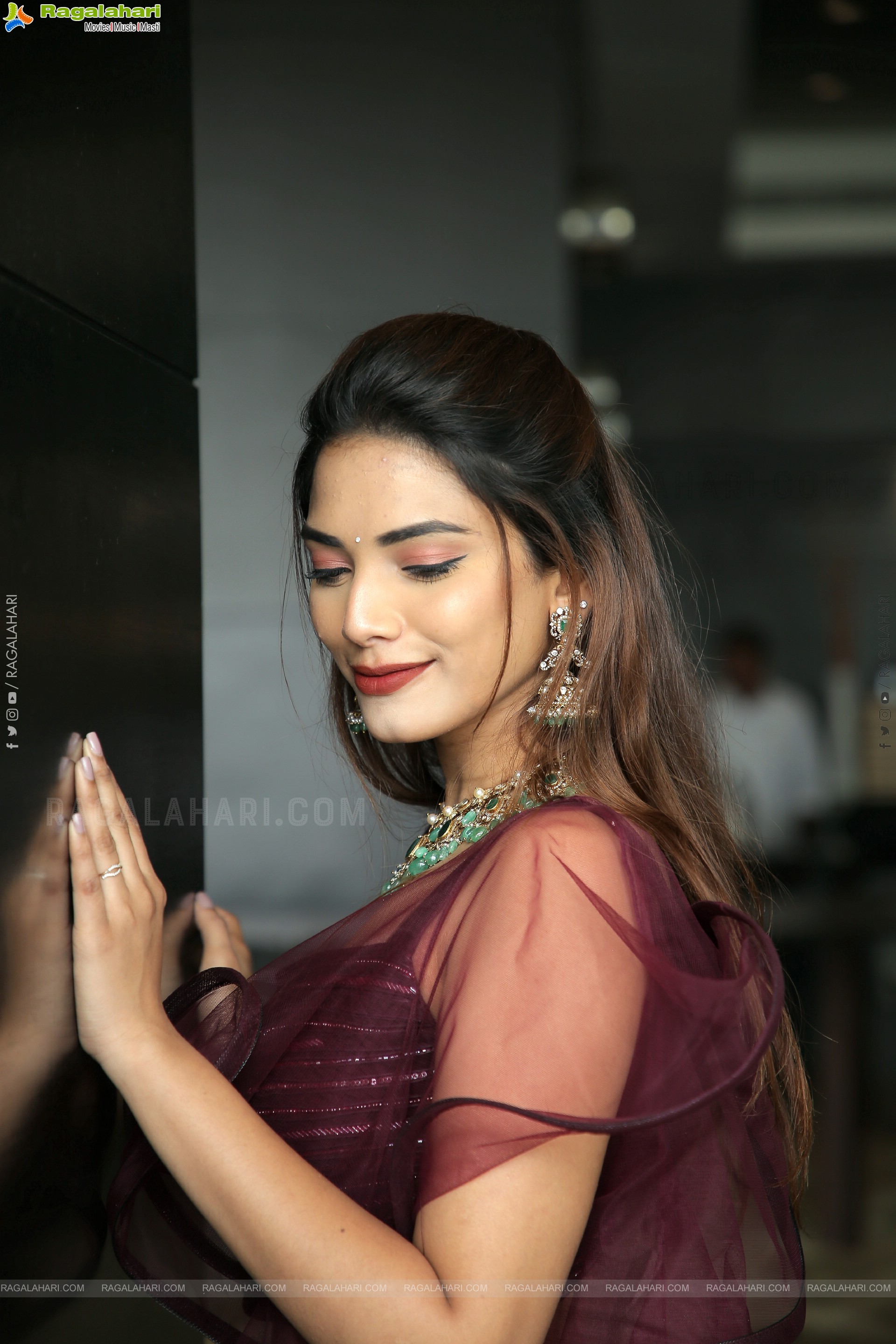 Harshini Balla Poses With Jewellery, HD Photo Gallery