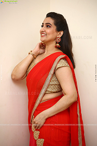 Anchor Manjusha at Virata Parvam Pre-Release Event