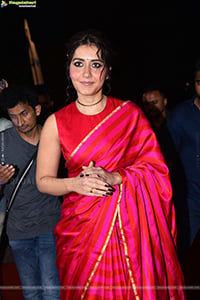 Raashi Khanna at Pakka Commercial Pre-Release Event