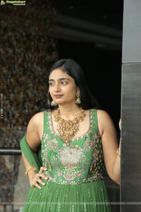 Ritvika Rao Poses With Jewellery