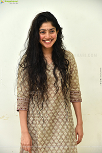 Sai Pallavi at Virata Parvam Success Meet