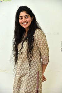 Sai Pallavi at Virata Parvam Success Meet