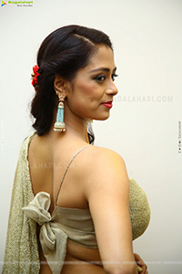 Vedieka Dutt at Gangster Gangaraju Pre-Release