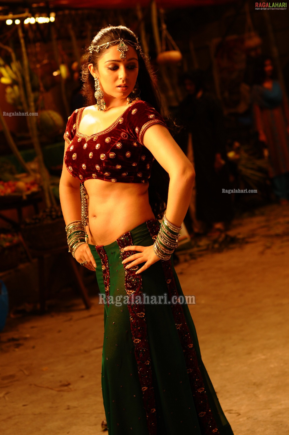 Charmi Stills from Ragada, Photo Gallery