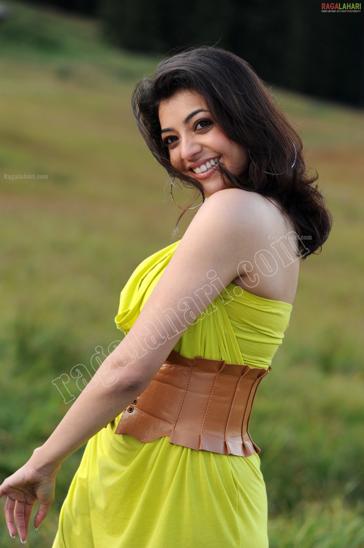 Kajal in Western Outfit, HD Gallery, Images