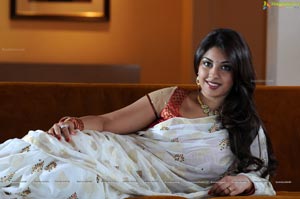 Richa Gangopadhyay in Saree