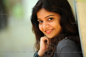 Colors Swathi High Definition Photos