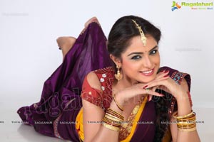 Asmita Sood in Langa Davani