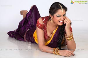 Asmita Sood in Langa Davani