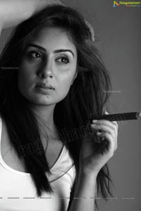 Bhanu Shree Mehra Smoking Hot Photos