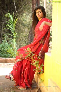 Hot Indian Model Sheetal in Red Saree