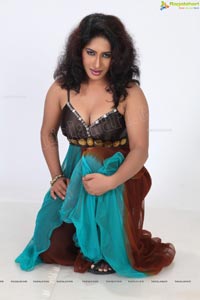 Akshitha Shetty Spicy Pics